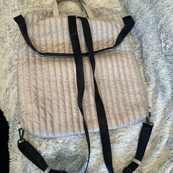 New Michael Kors Quilted Backpack in Cream (never worn/brand new) - Picture 2 of 7